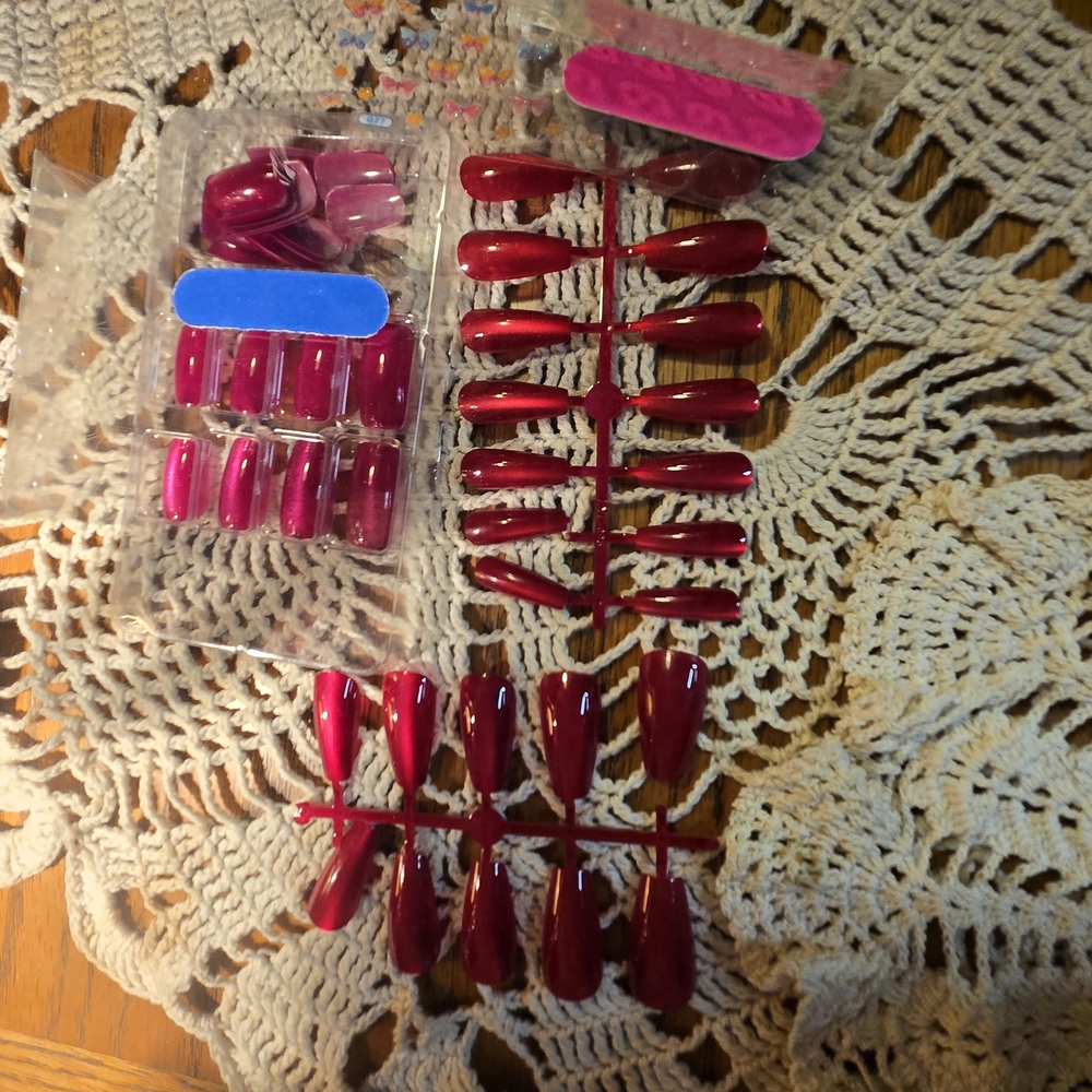 Elegant Press-On Nails Sets - Vibrant Red